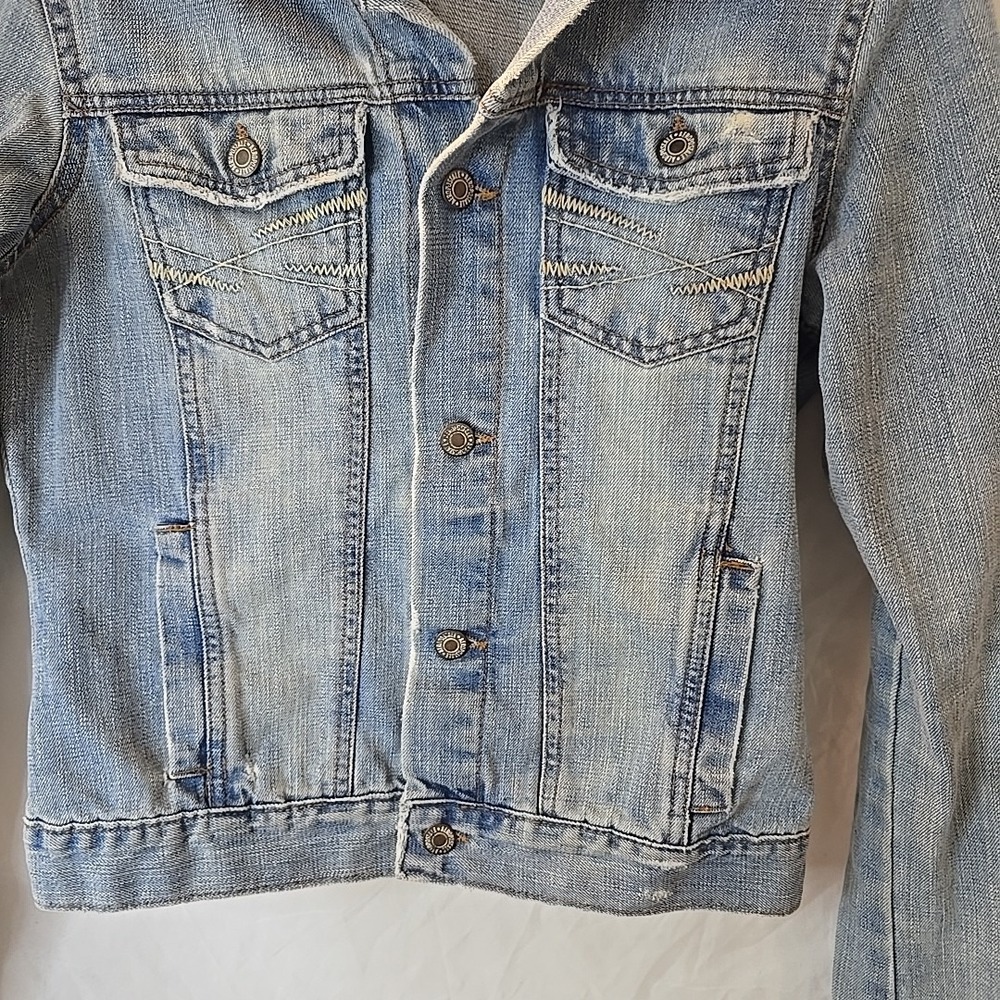 Aeropostale Denim Jacket Women's Small M Distressed Washed Crop Festival Y2K 90s - Picture 3 of 16
